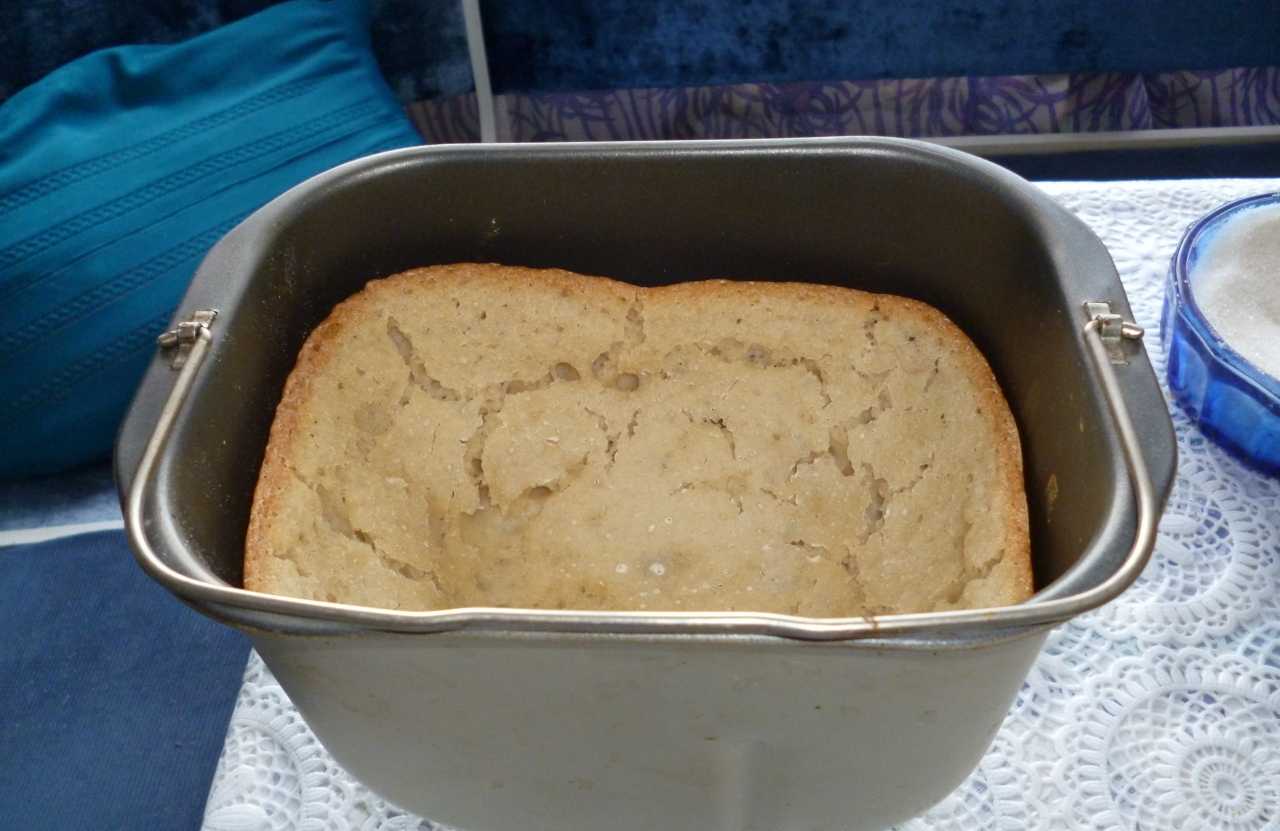 Домашний хлеб в хлебопечке: 10 очень вкусных рецептов