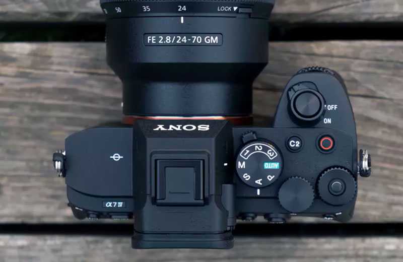 Sony a7 iv vs a7r iv (a7r iva) - the 10 main differences and full comparison - mirrorless comparison