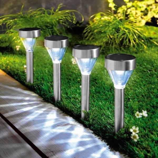 Садовые фонарики на солнечных батареях