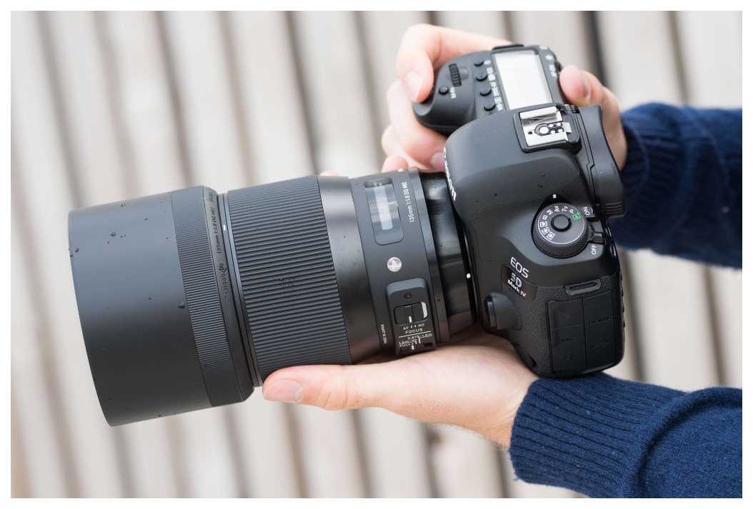 Sigma 135mm f1.8 dg hsm art lens review and specs