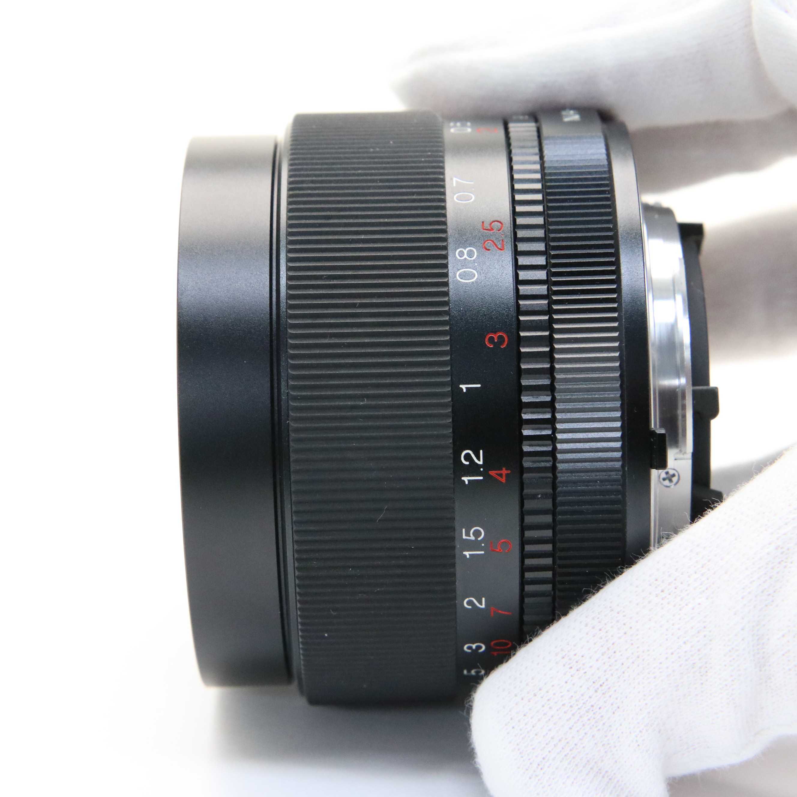Voigtlander sl ii 58mm f/1.4 nokton - s : specifications and opinions