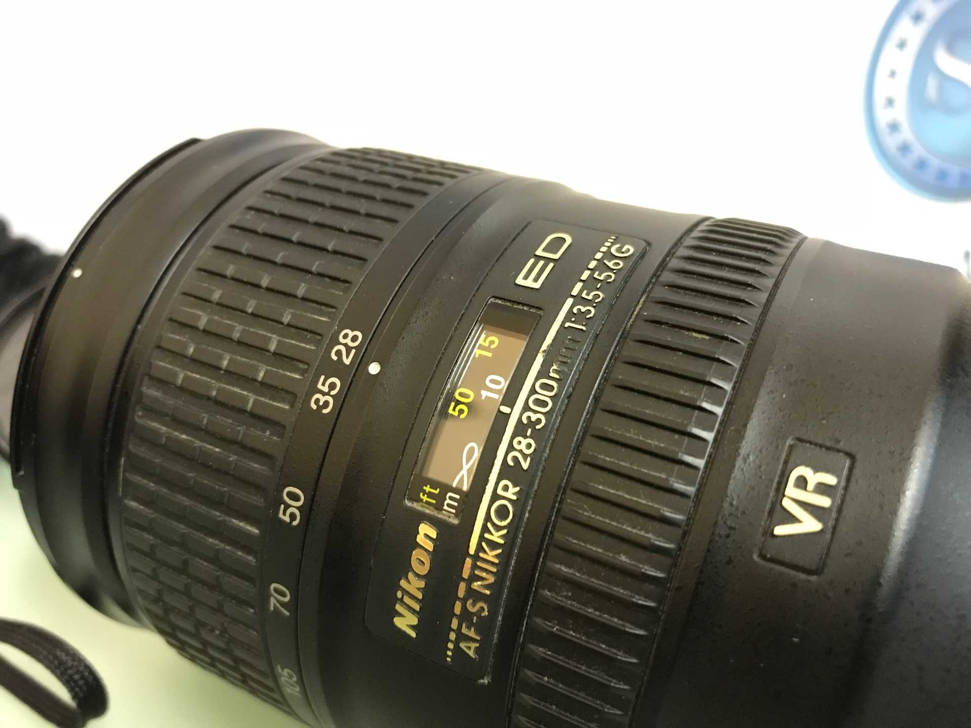 Vr af s nikkor. Nikon 28-300mm f/3.5-5.6g ed VR af-s Nikkor. Nikon 28-300. Nikon 28-300mm f/3.5-5.6g. Объектив Nikon 28-300mm.